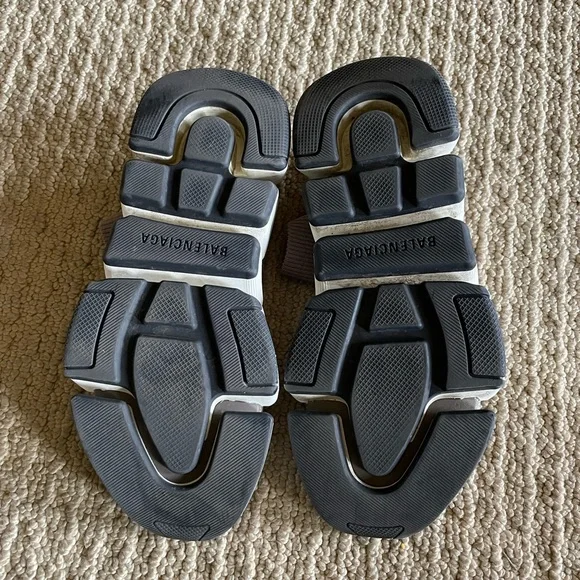 Balenciaga Sock Sneakers in gray. GREAT CONDITION! - Picture 2 of 4